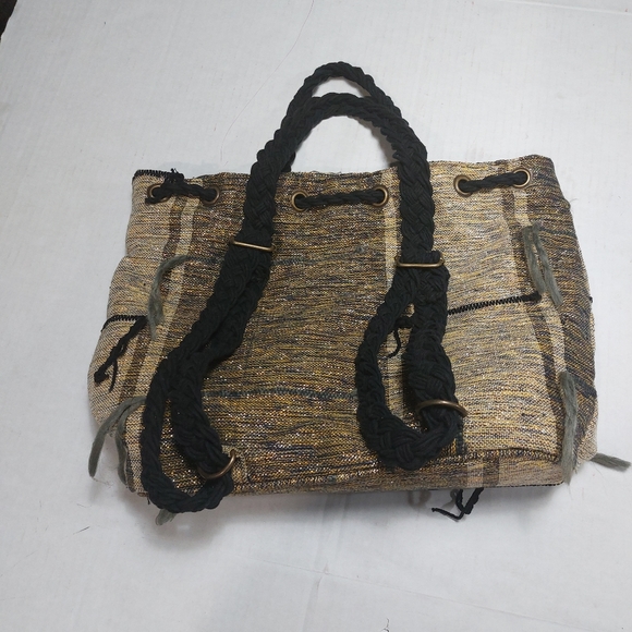 American & Beyond Shoulder Handbag - Picture 2 of 13